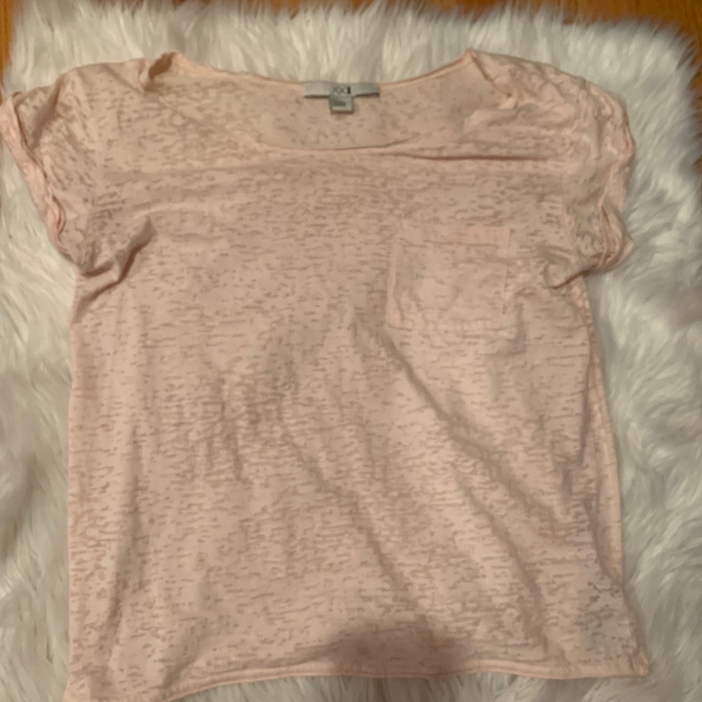Light pink tee shirt